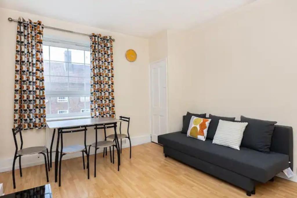 Tranquil 1Br In South Bank With Onsite Parking Apartamento Londres Exterior foto